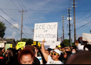 ICE buscaba a otro migrante cuando mató al mexicano Lorenzo Salgado en Houston, reporta el NYT