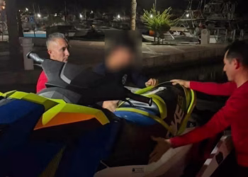Siete Personas, Incluidos 3 Menores, Fueron Rescatadas tras ser Arrastradas en Mar de San Carlos