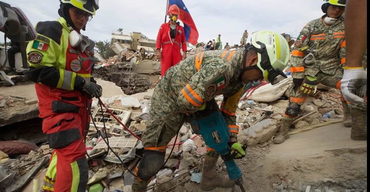 Suman ya 4 mil 118 muertos, 16 mil 740 heridos y 18 mil personas sin hogar tras sismos en Venezuela