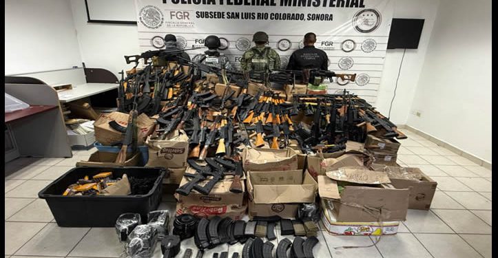 Aseguran 81 armas largas y más de 270 mil cartuchos en San Luis Río Colorado, Sonora