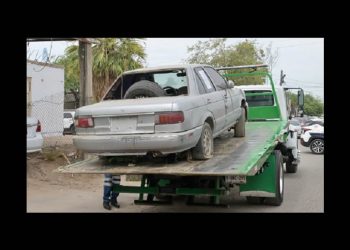 Se llevan al corralón unidades en estado de abandono en Hermosillo reportadas por los ciudadanos