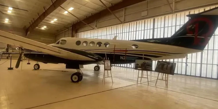 “Símbolo de la guerra contra cárteles”: así exhiben en un museo el avión que llevó a ‘El Mayo’ a EU