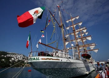 Buque Escuela ‘Cuauhtémoc’ zarpa nuevamente para formar a 144 jóvenes con el mar como testigo