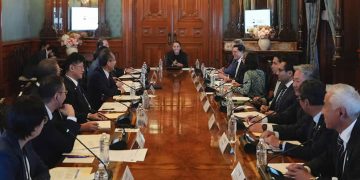 Claudia Sheinbaum recibe en Palacio Nacional a empresarios de Japón