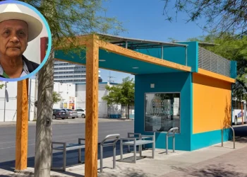 Usuarios ven como un ‘elefante blanco’ las paradas de autobús refrigeradas en Hermosillo