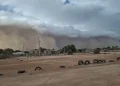 Tormenta de arena sorprende a habitantes de Hermosillo