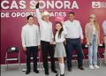 Entrega Durazo equipamiento y becas en municipios del noroeste