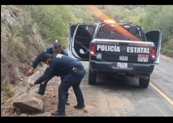 Policía Estatal brinda apoyo a la ciudadanía durante las lluvias en municipios de Sonora