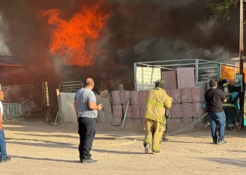El grupo Rescate de Sonora Internacional presenta proyecto de instalación de puntos de hidratación para bomberos