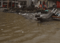 Rescatan con vida a una mujer arrastrada por inundaciones en Nogales, Sonora
