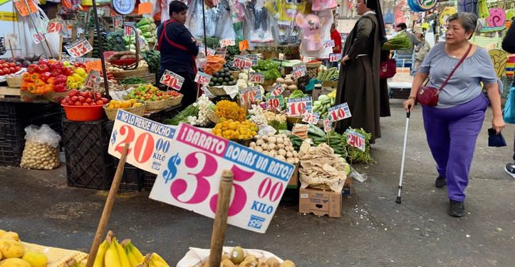 La inflación en México afecta menos a hogares con ingresos bajos, reporta el Inegi