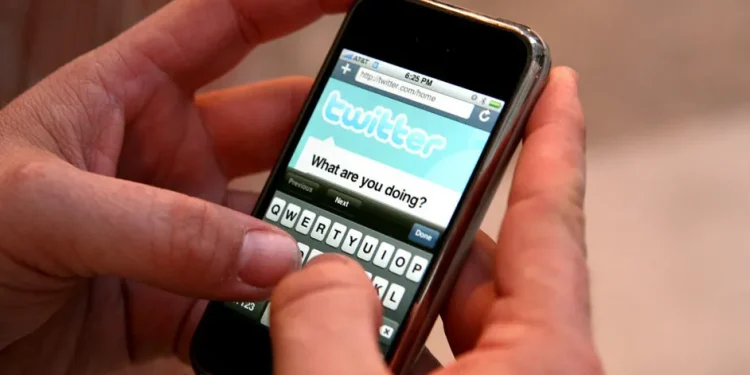 De Twitter a X: 20 años de cotilleo en tiempo real
