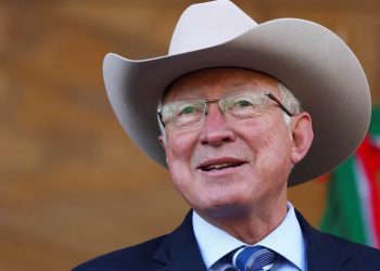 Ken Salazar responde directamente a Claudia Sheinbaum sobre la captura de El Mayo Zambada
