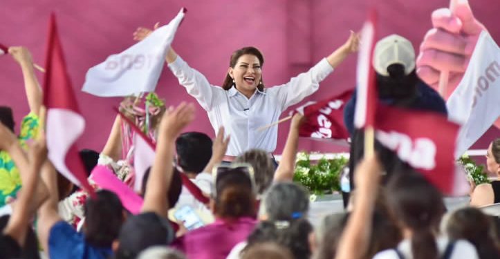 Lorenia Valles encabeza asamblea informativa en Sonora y destaca reformas hídricas e indígenas