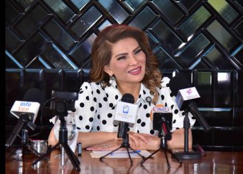 Celebra Lorenia Valles 71 aniversario del voto femenino en México