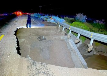 Lluvias por monzón mexicano colapsan puente; cierran carretera Agua Prieta-Janos entre Chihuahua y Sonora