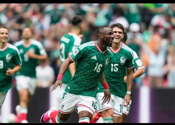 Julián Quiñones: el niño futbolista que burló al destino