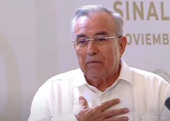 Rocha Moya asegura que está en su casa; “No me protegen ni resguardan elementos de corporación federal”, dice