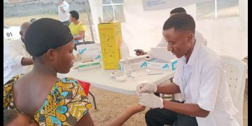 “El VIH está volviendo con fuerza”: Burundi registra el doble de positivos tras los recortes de financiación internacional