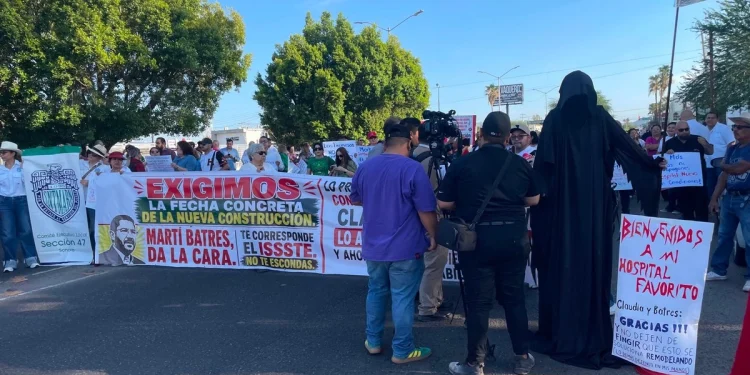 Trabajadores y derechohabientes del Issste insisten en construcción de nuevo nosocomio en Hermosillo