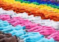 Spencer Tunick desnuda a 500 personas para formar bandera LGBTQ