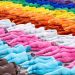 Spencer Tunick desnuda a 500 personas para formar bandera LGBTQ