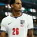Mundial 2026: el inglés Jarell Quansah recibe dos partidos de sanción por su roja ante México