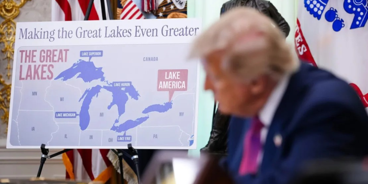 Trump firma decreto para cambiar el nombre del Lago Ontario a “lago de América”