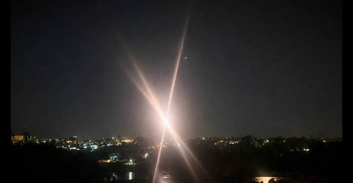 Ejército estadunidense usó láser para derribar drones de cárteles en la frontera con México