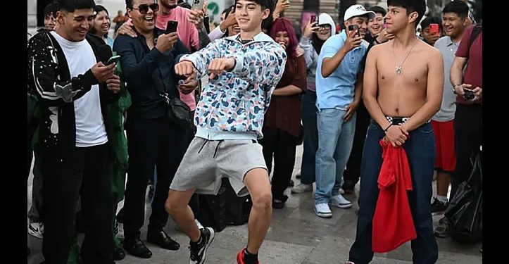¿Qué significa “farmear aura”? El término viral que cada vez usan más los jóvenes en TikTok y que ha llegado a las calles