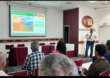 Cuarta sesión del Segundo Curso Internacional de Capacitación en Palma Datilera en UES San Luis Río Colorado