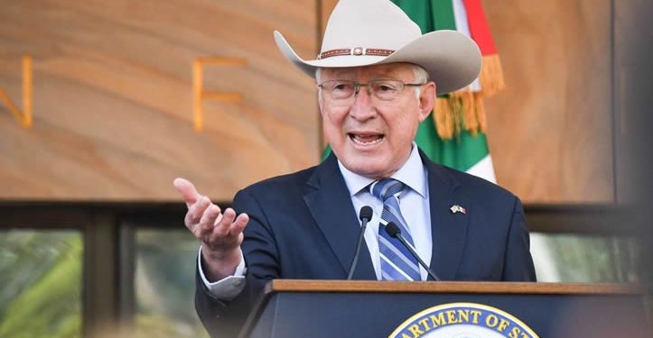 Detención de ‘El Mayo’ debe ser calificada como una victoria de México y EU: ex embajador Ken Salazar