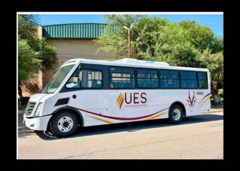 Gobierno de Sonora recibe al alumnado de la UES con nuevos espacios educativos y unidades de transporte