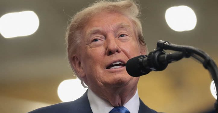 Trump anuncia acuerdo petrolero con Venezuela; EE. UU. controlará más de 65 mil millones de barriles