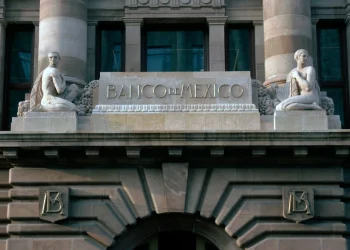 Banco de México eleva de 1.1 a 1.5% previsión de crecimiento para 2026