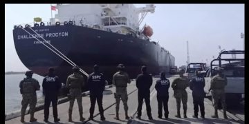 EU informó a México de los buques usados por la red de huachicoleo fiscal