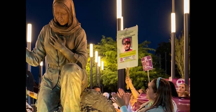 Entrega Gobierno Municipal plaza en honor a madres buscadoras de Sonora