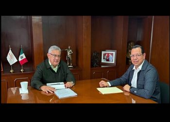 Javier Ceballos Corral se reúne con el líder nacional del SNTE Alfonso Cepeda Salas