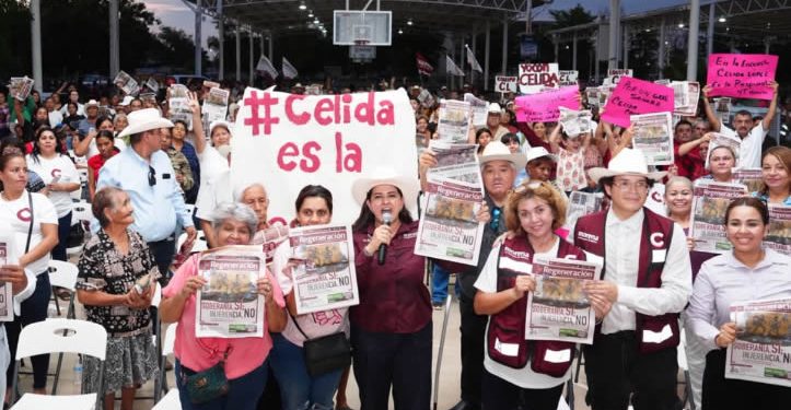 Celida López realiza gira informativa en el municipio de Navojoa
