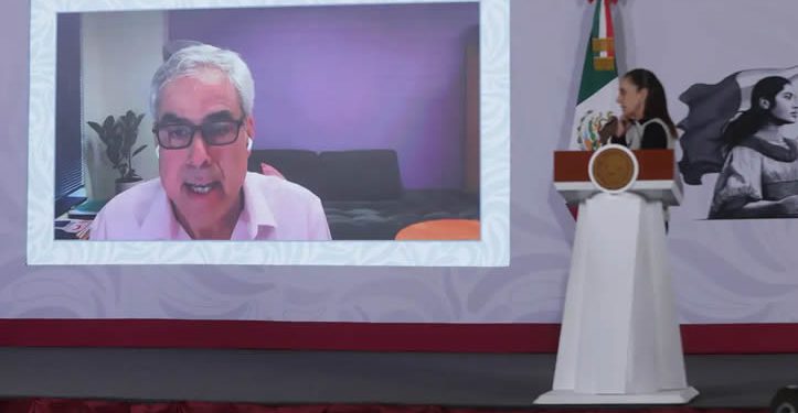 Sheinbaum prevé regulación del celular en escuelas a finales de agosto
