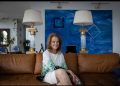 Christiane Martel, la primera francesa en ganar Miss Universo, recupera su historia mexicana en un libro de memorias
