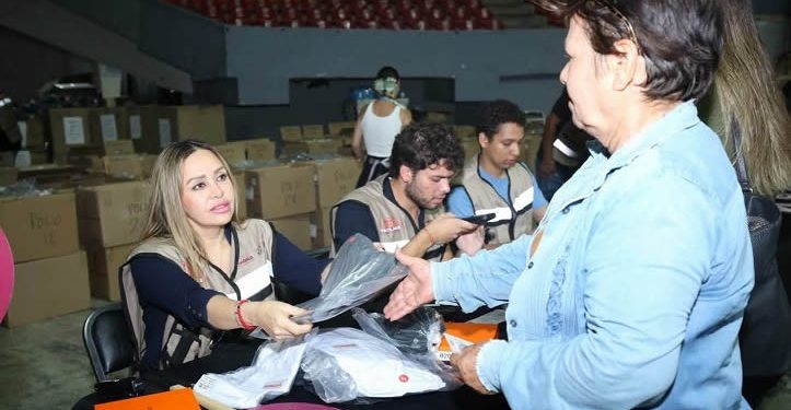 Arrancó en Hermosillo la distribución de uniformes escolares en el CUM; será del 3 al 9 de agosto