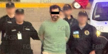 Ya vuela a México Fernando Farías para enfrentar proceso por huachicol fiscal desde la Marina