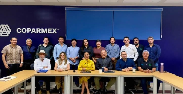 Destaca Flor Ayala ante socios de COPARMEX inversión histórica y reto del agua para Hermosillo