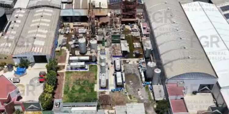Desmantelan 4 “centros de procesamiento ilícito de combustible”; aseguran un millón de litros de petrolíferos en las refinerías clandestinas