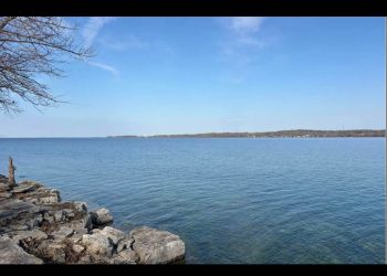En medio de disputa comercial con Canadá, Trump busca cambiar nombre del lago Ontario a “lago América”
