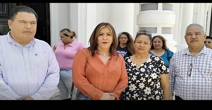 Se manifiestan militantes del PRD-MACISO en Palacio de Gobierno