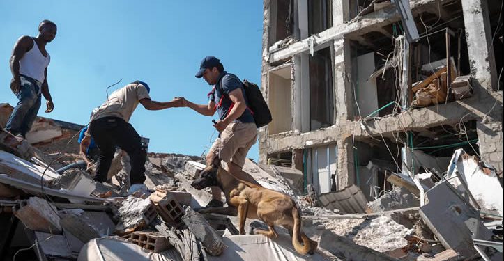 México y Estados Unidos tienden la mano a Colombia y ofrecen enviar ayuda tras el terremoto