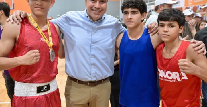 Apoya Astiazarán a talentos deportivos con más de un millón de pesos en equipo de entrenamiento