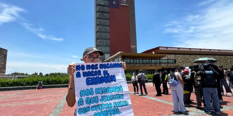 UNAM publica puntaje mínimo requerido en examen de control para ingresar a sus carreras